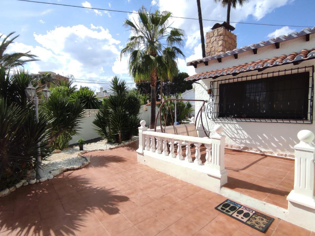 Villa Con Piscina A Un Paso De La Playa Бенидорм Экстерьер фото
