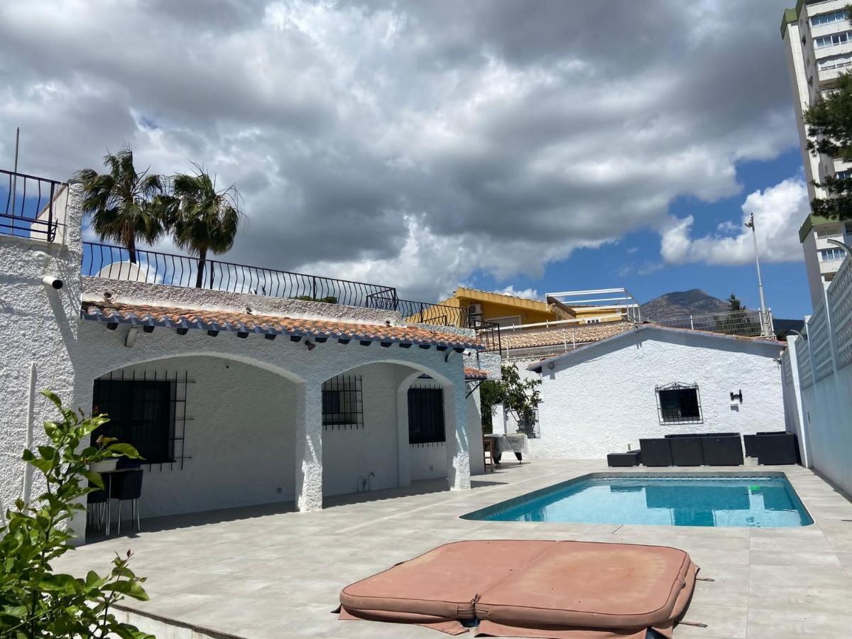 Villa Con Piscina A Un Paso De La Playa Бенидорм Экстерьер фото