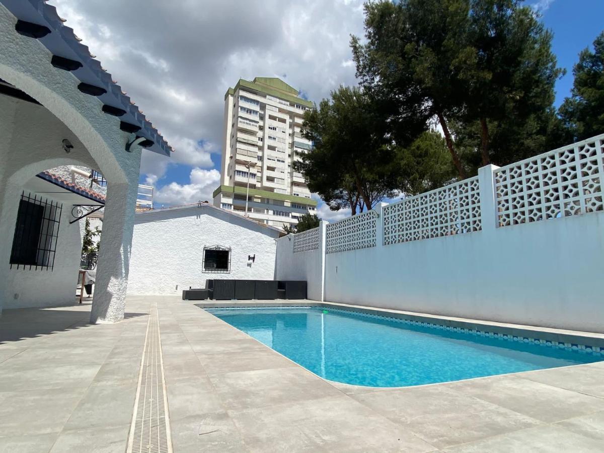 Villa Con Piscina A Un Paso De La Playa Бенидорм Экстерьер фото