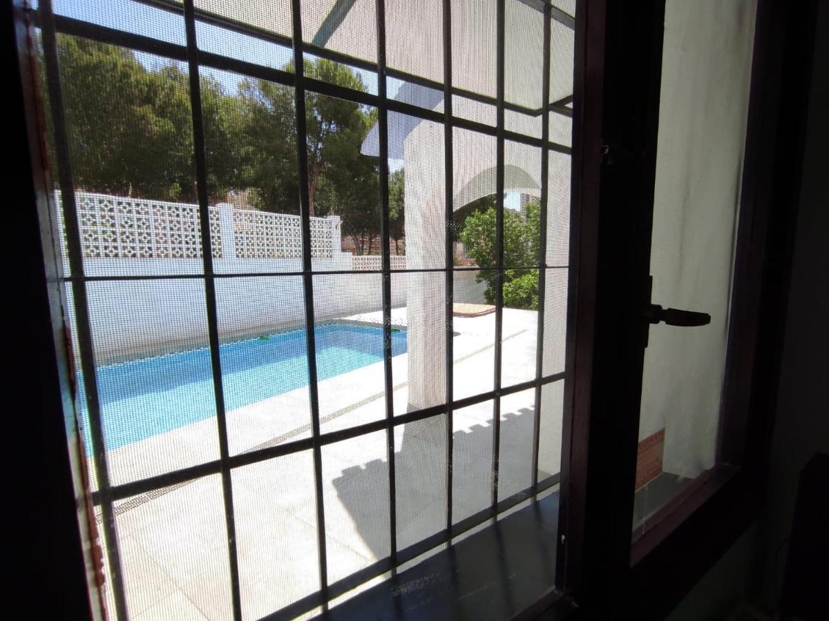 Villa Con Piscina A Un Paso De La Playa Бенидорм Экстерьер фото